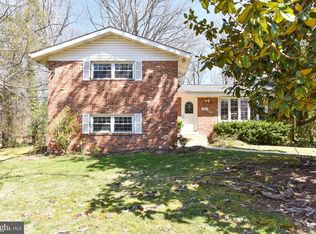 4002 Old Mill Rd, Alexandria, VA 22309