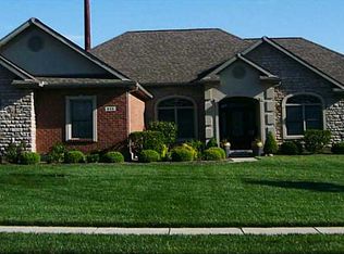 619 Burnside Dr, Tipp City, OH 45371