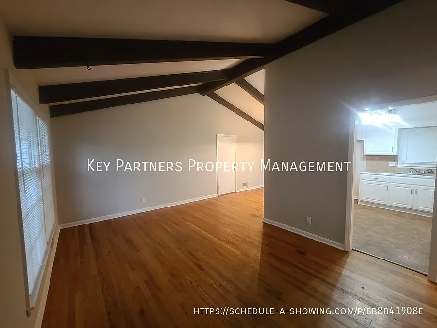 7115 Larsen - Cute Ranch! — Photo 3