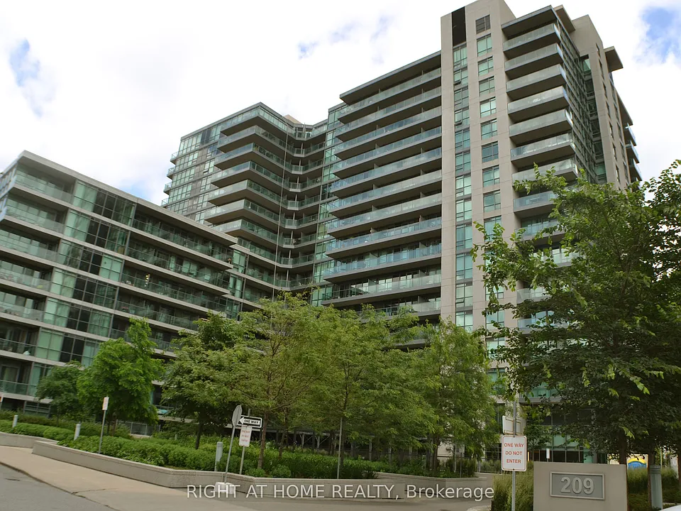 209 Fort York Blvd #1058