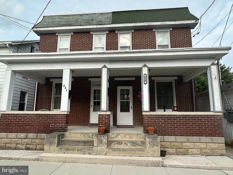 1st image of 239 N Stratton St