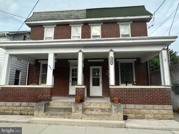 239 N Stratton St, Gettysburg, PA 17325