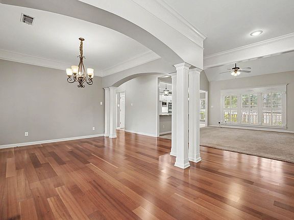 4th image of 4 Berney Way Ct