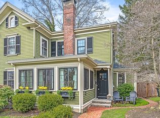 18 Myrtle St #18, Winchester, MA 01890