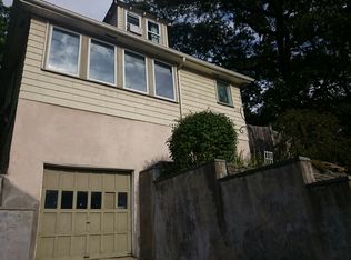 2303 Centre St, Boston, MA 02132