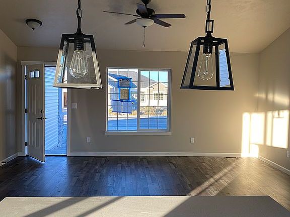 2nd image of 796 Cortni Dr