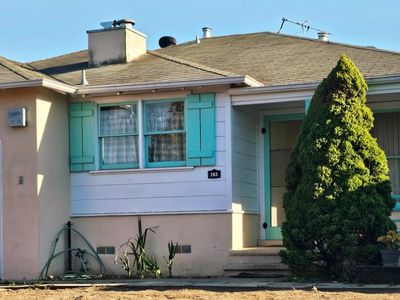 263 Wisteria Dr, East Palo Alto, CA, 94303