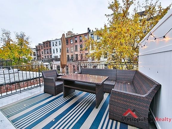 3rd image of 926 Carroll St #3