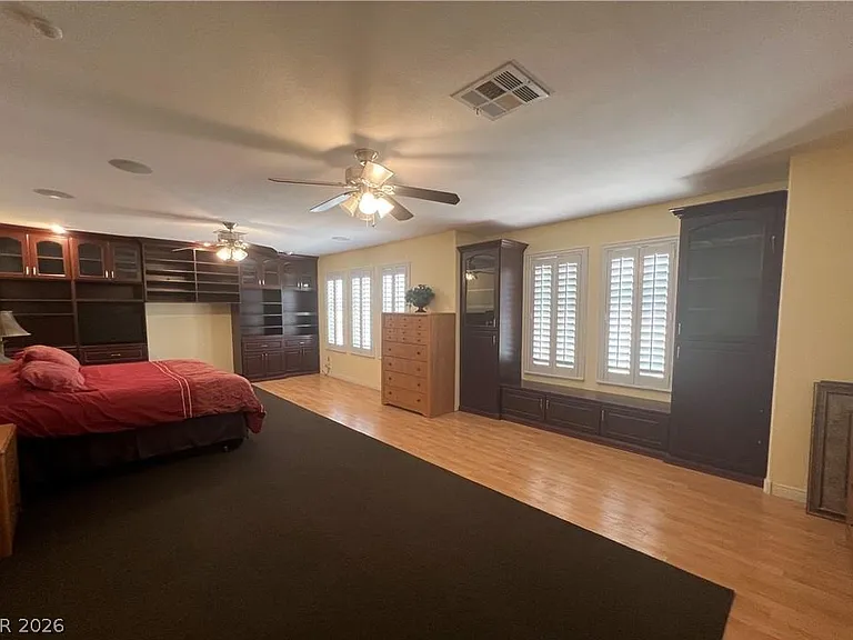 7611 Cougar Creek Cir — Photo 43