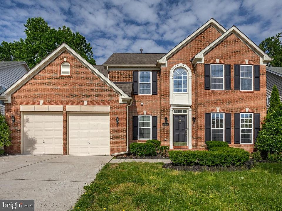 1st image of 15619 Copper Beech Dr