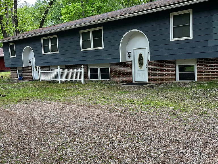 6122 Scotch Blue St — Photo 1