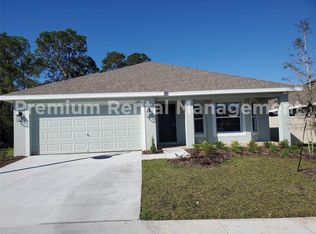 1138 Berry Ln, Davenport, FL 33837