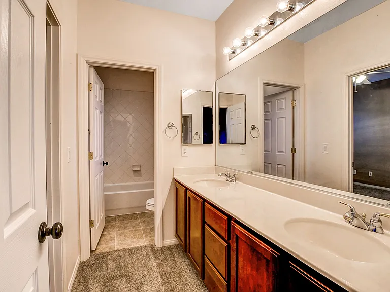 6022 Arbor Crest St — Photo 23