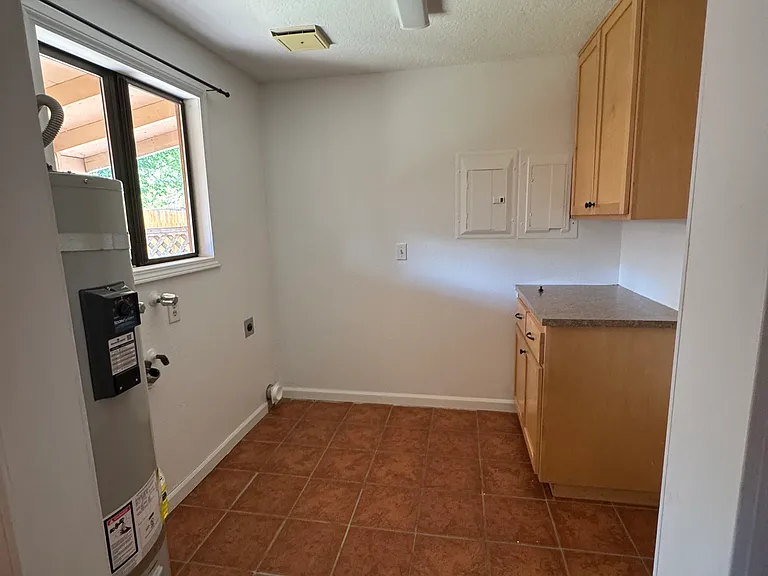 25266 E Bolton Rd — Photo 11