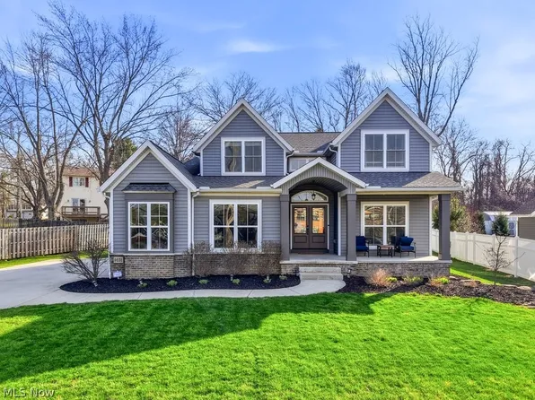 9231 Olde 8 Rd, Northfield, OH 44067