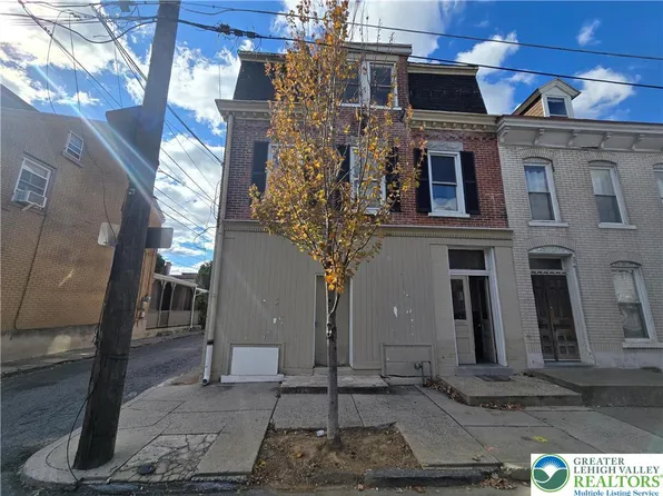 230 N 10th St, Allentown, PA 18102