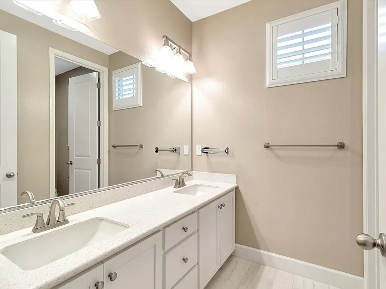 3086 Via Siena Pl — Photo 37