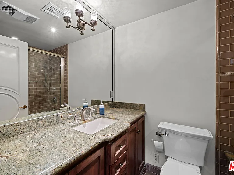 1575 Alexis Pl — Photo 35