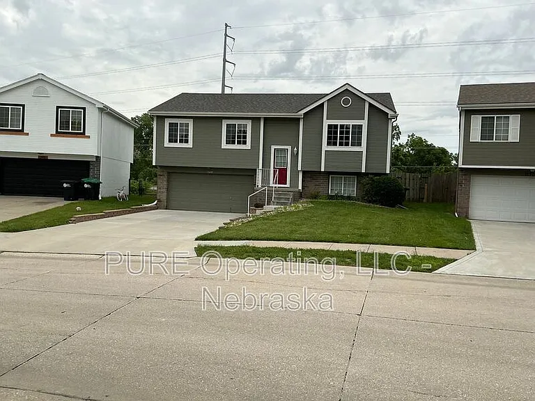 11657 Bauman Ave — Photo 1