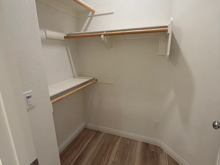 7470 Starry Night Pl — Photo 29
