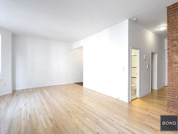 2nd image of 310 W 80th St APT 2A