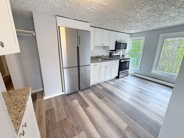 174-176 Main St #3R