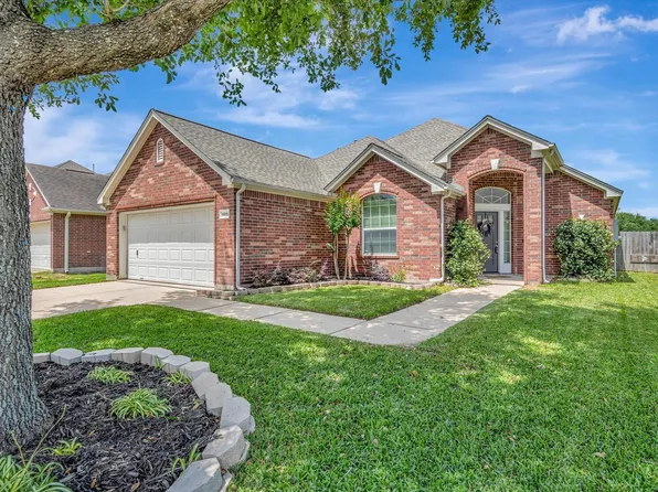 8815 Sunforest Ln, Pearland, TX 77584