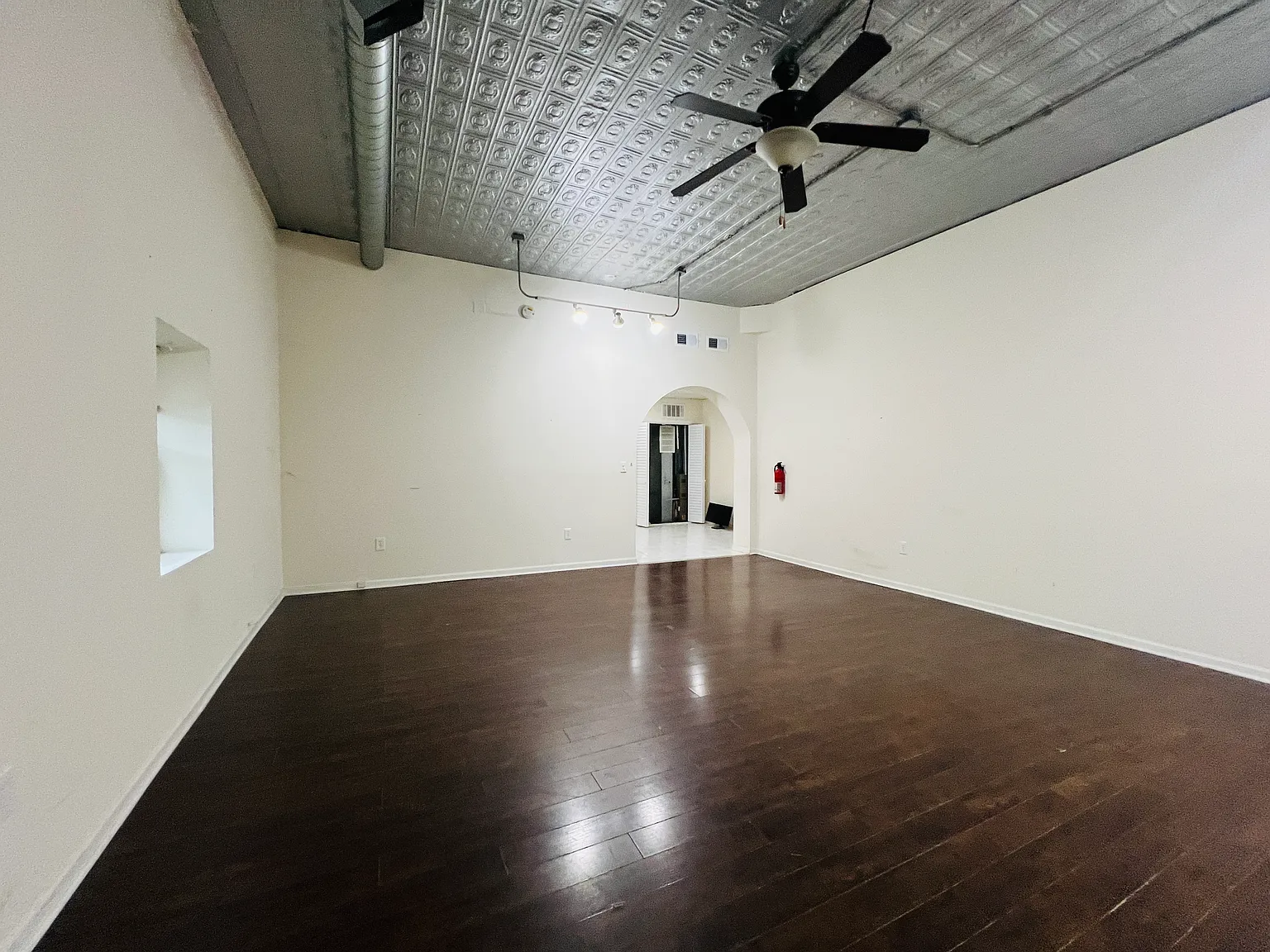1 bed, 780 sqft, $1,645 — Photo 2