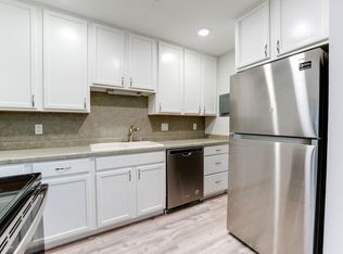 2512 Valley St #2B-1BA-875SQFT, Cross Plains, WI 53528