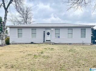 831 Willow Bend Ln, Bessemer, AL 35023