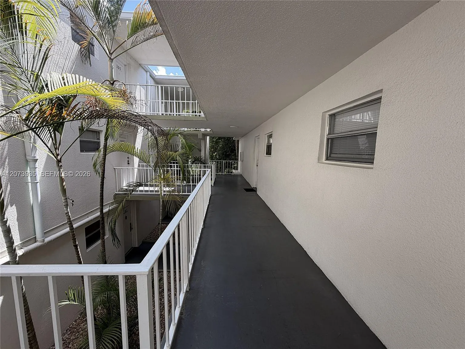 Springcrest Condo — Photo 2