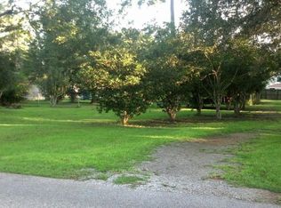 608 Magnolia Ave, Foley, AL 36535