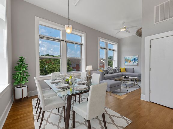 3rd image of 3301 Park Ave APT 101