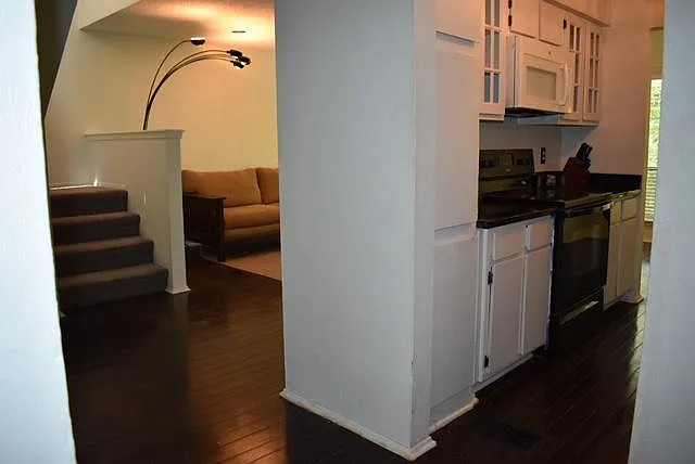 6718 Eastridge Dr #6 — Photo 8
