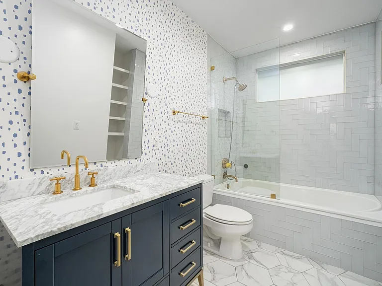 307 W Annie St — Photo 13