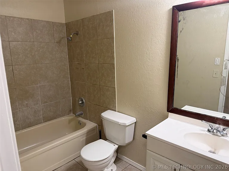 12022 E 28th St — Photo 11