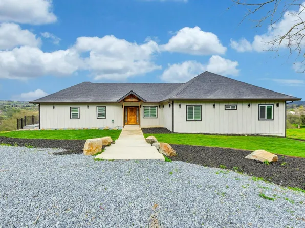 8300 Amber Ln, Newcastle, CA 95658