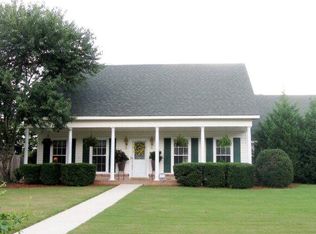105 Twin Oak Dr, Florence, AL 35633