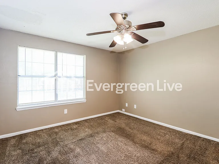 3652 Pebble Creek Dr — Photo 8