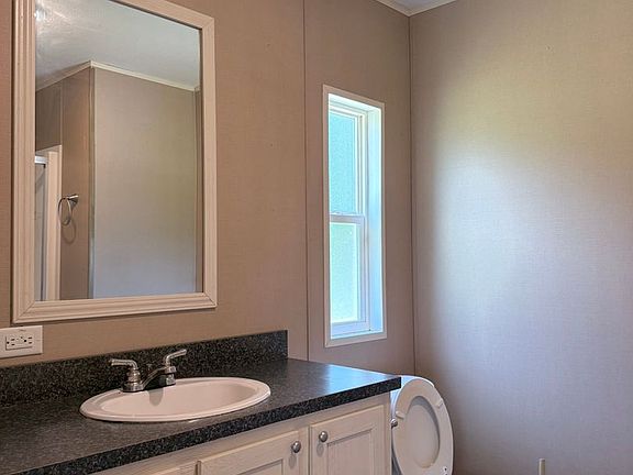 5th image of 4744 Lee Road 401