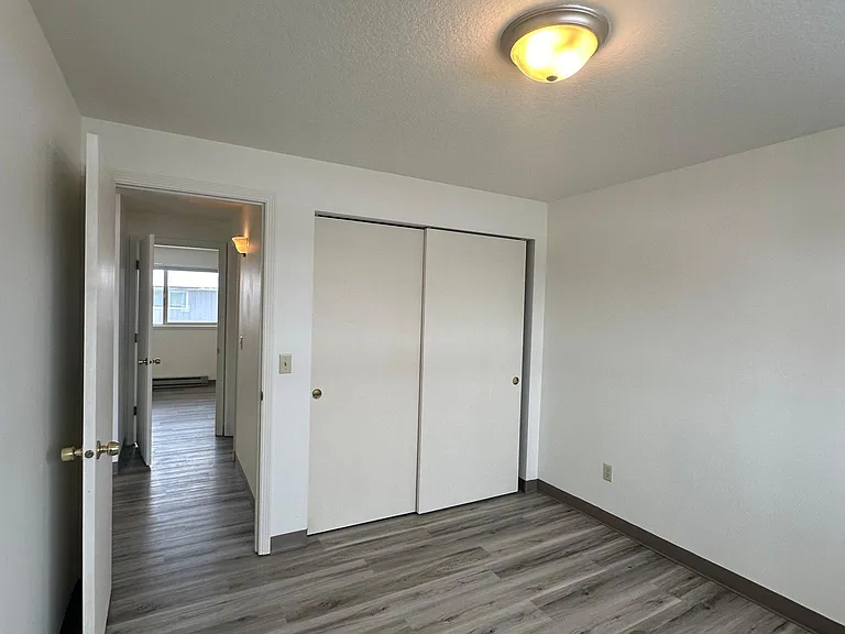 114 W Adams Ave #13 — Photo 10