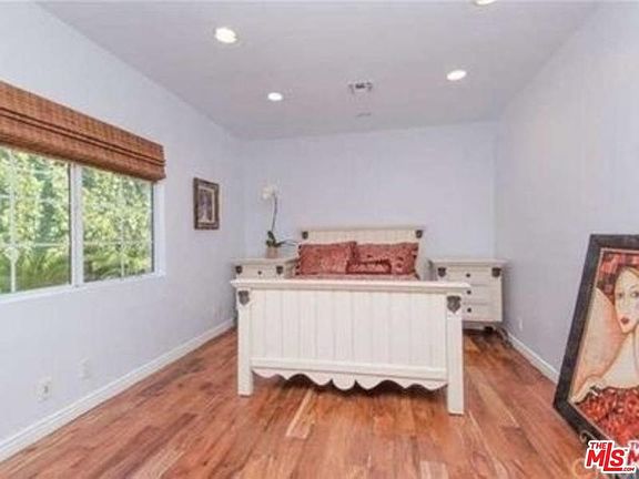 5th image of 4312 Shadyglade Ave