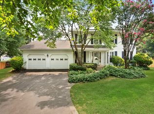 12545 Browns Ferry Rd, Herndon, VA 20170