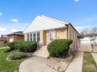 9412 S Millard Ave, Evergreen Park, IL