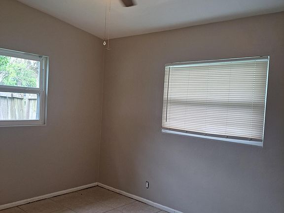 4th image of 5618 Eggleston Ave