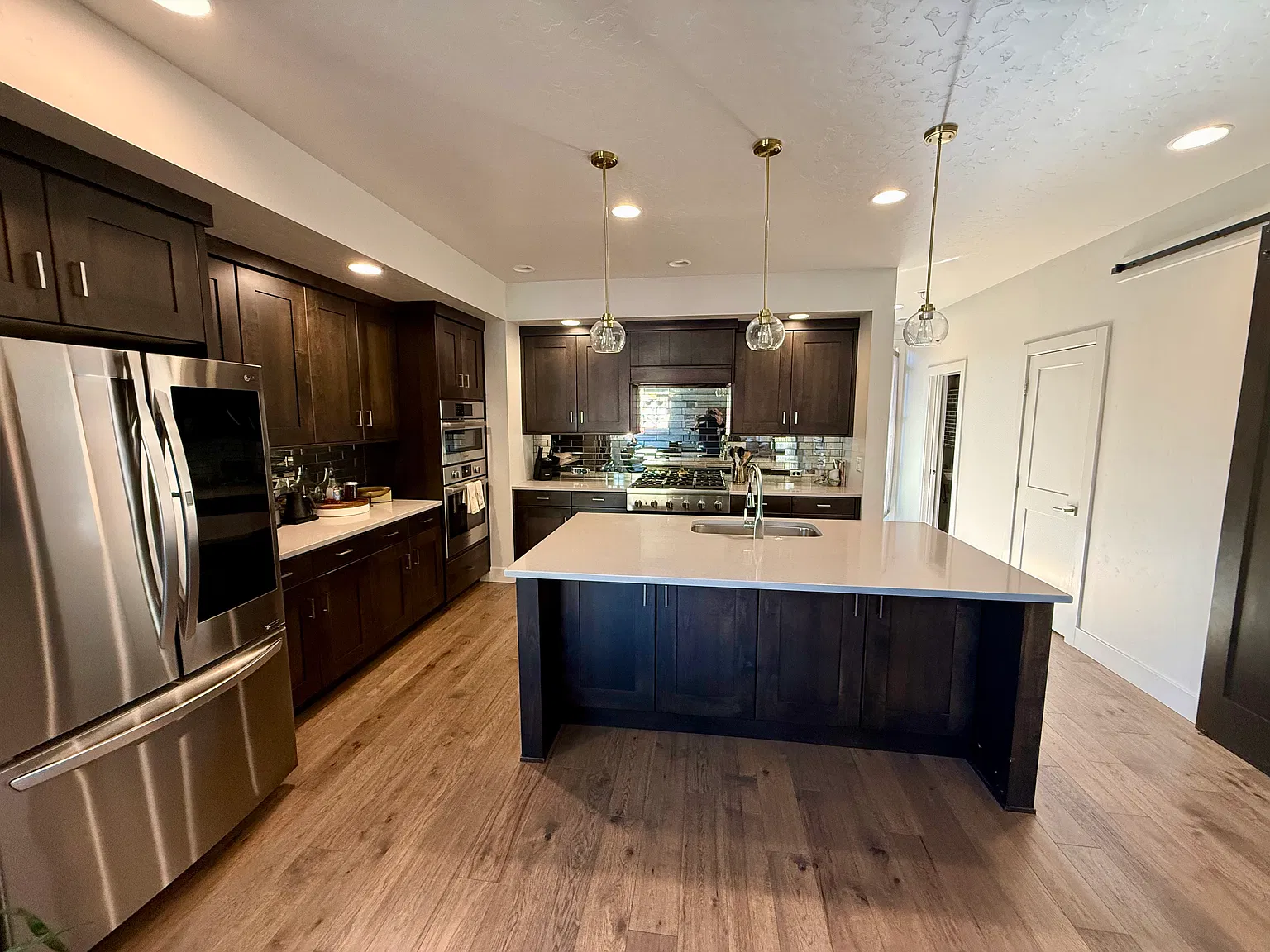 3 bed, 2.5 bath, 2154 sqft, $3,500 — Photo 4