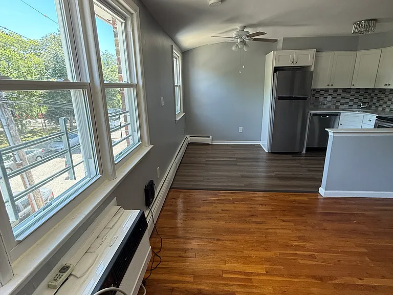138-30 Redding St #2 — Photo 2