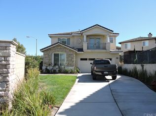 2995 Hathaway Ct, Signal Hill, CA 90755
