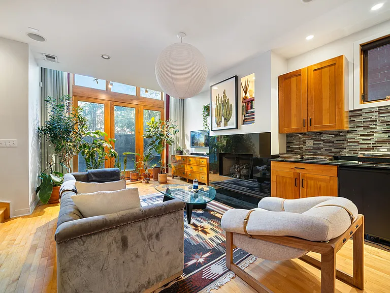 1106 N Paulina St #1 — Photo 13