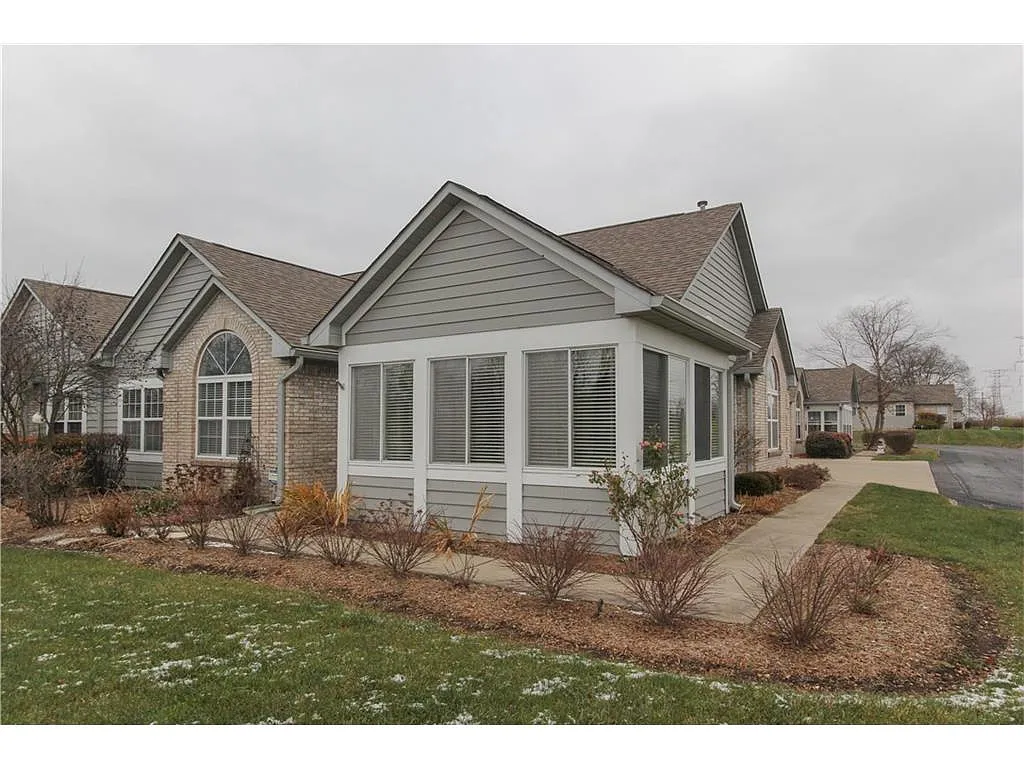 5821 Quail Way photo 1